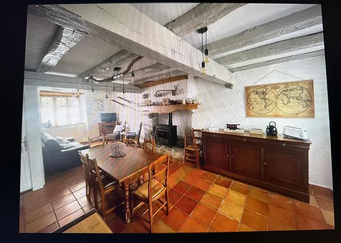 Agreable Maison De Village Au Coeur De