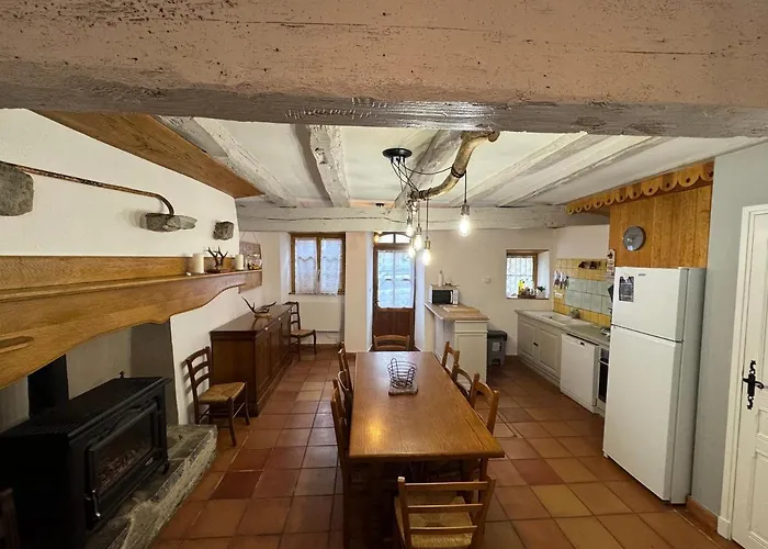 Agreable Maison De Village Au Coeur De * Sarrancolin